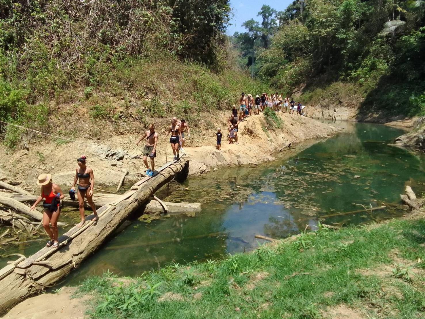 Khao Sok Inn Hostel Khao Sok National Park Εξωτερικό φωτογραφία